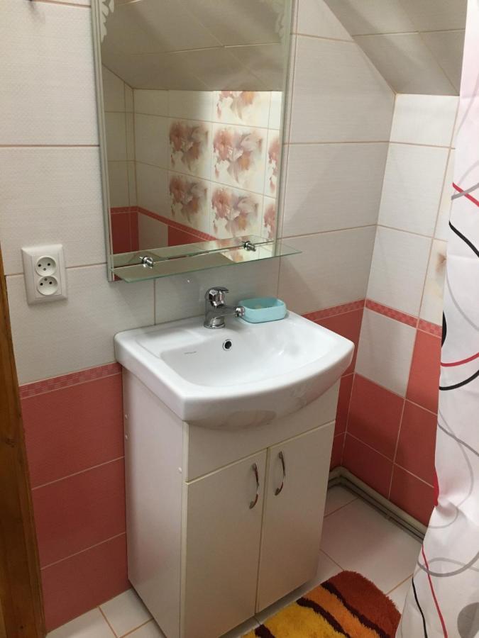Apartamento У Ондраша Yasinya Exterior foto