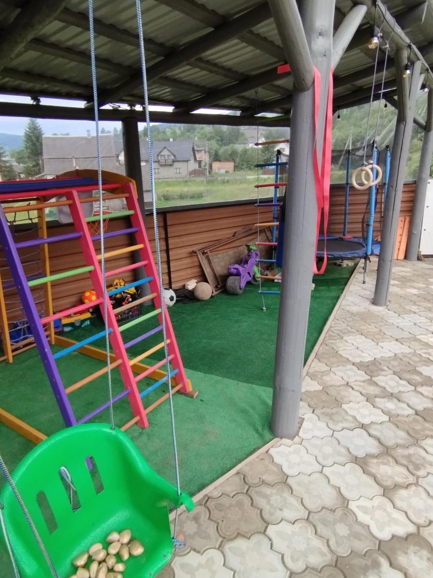 Apartamento У Ондраша Yasinya Exterior foto